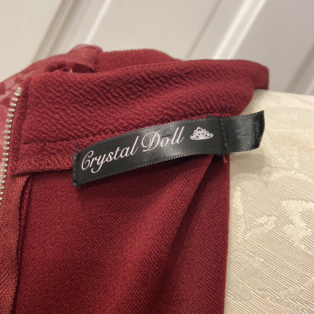 RED FORMAL DRESS - Picture 5 of 5